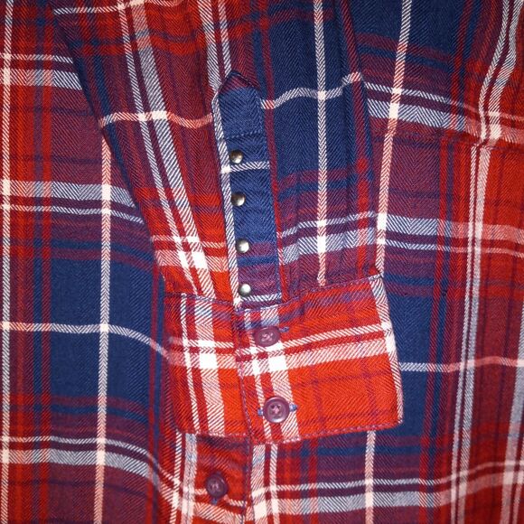 Beach Lunch Lounge Madison Plaid Button Up Shirt-Small-Stud Details-Pocket - Picture 4 of 8